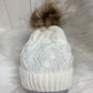 Casual babymuts creme enkele pompom