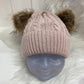 Casual muts beige dubbele pompom beige