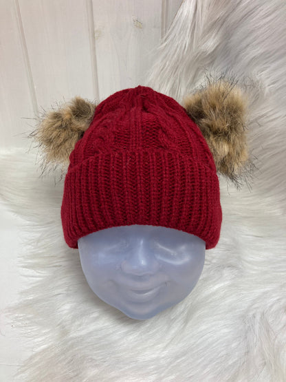 Casual babymuts rood dubbele pompom beige