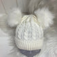 Casual babymuts creme dubbele pompom creme