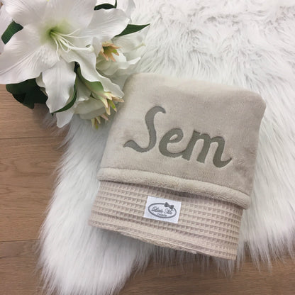Warm Wafel Winterdekentje met naam | Gepersonaliseerde | Warm sand