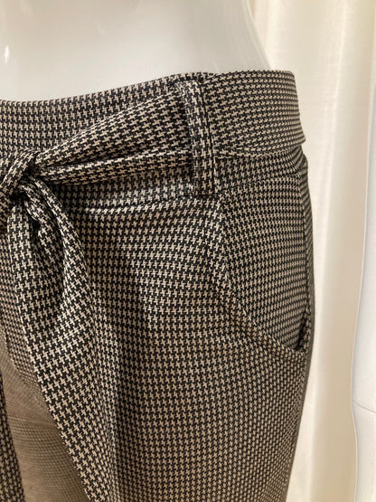 Slim-fit trousers in taupe gingham pattern, fleece inside with pockets and belt