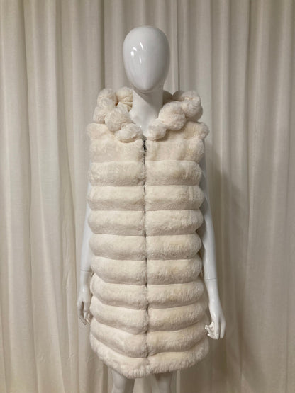 Sleeveless coat with sleeveless hood Ecru