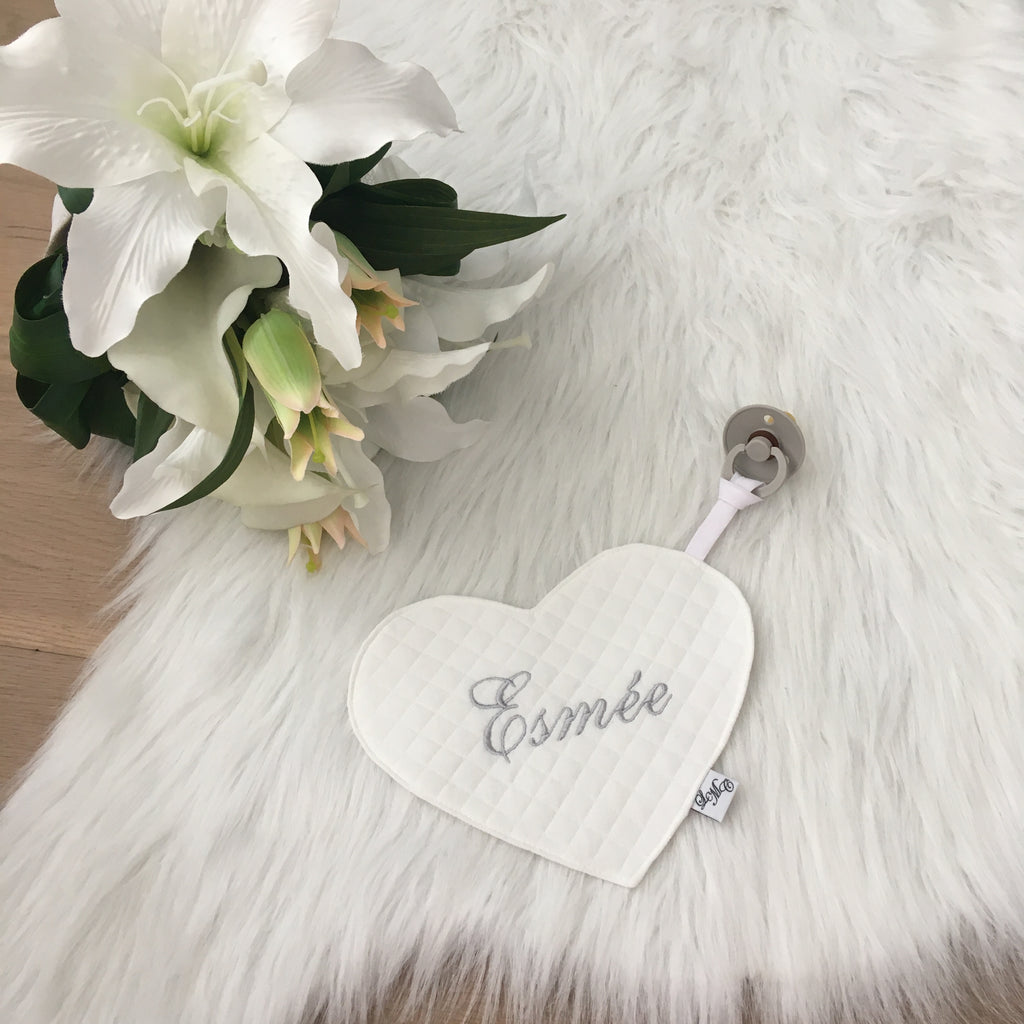 Speendoek hart sweet diamond ecru