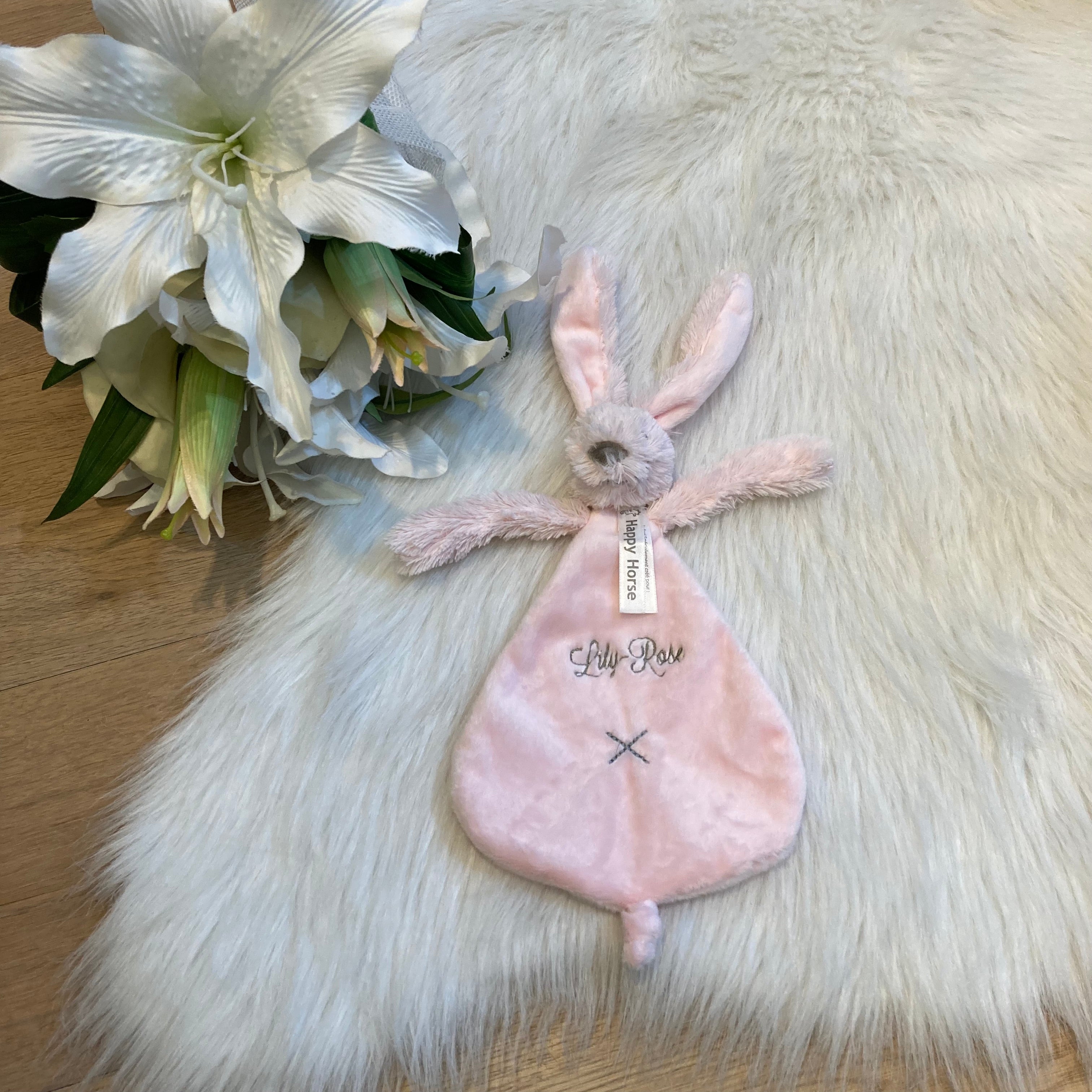 Rabbit Richie Tuttle lichtroze