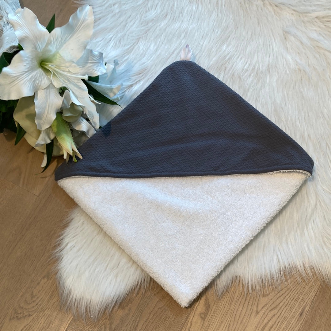 Babycape streepjes antraciet