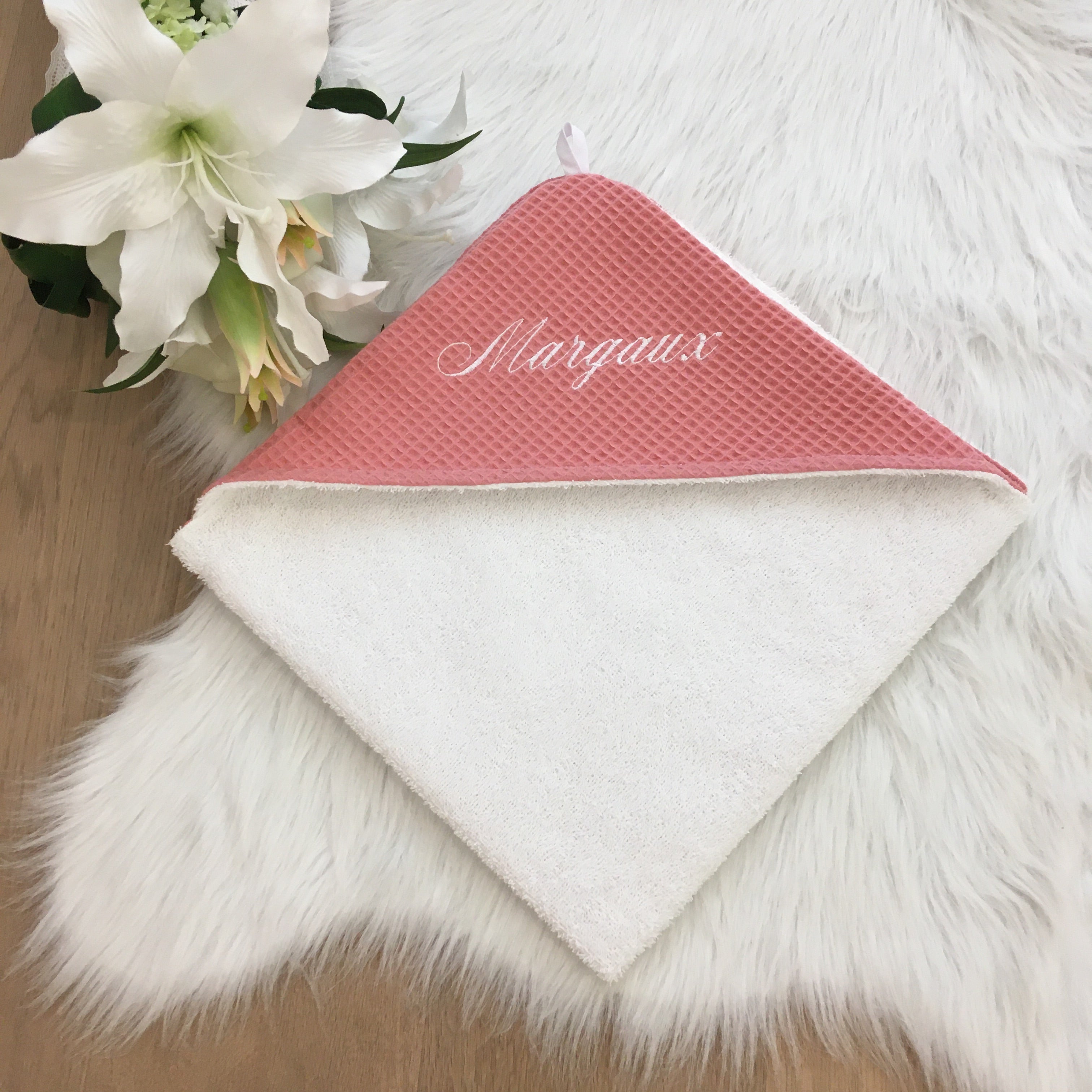 Babycape Wafel koraal/wit