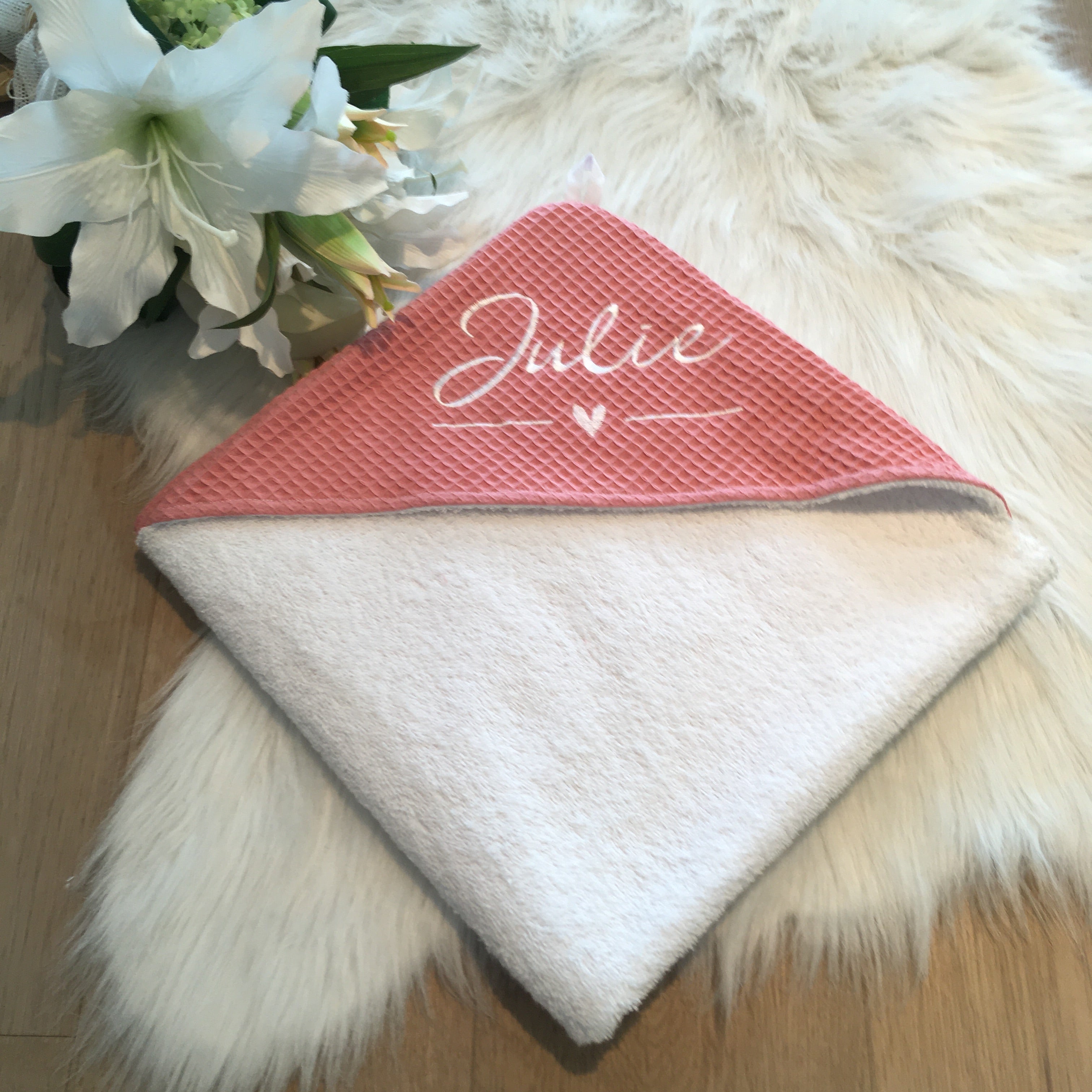 Babycape Wafel koraal/wit