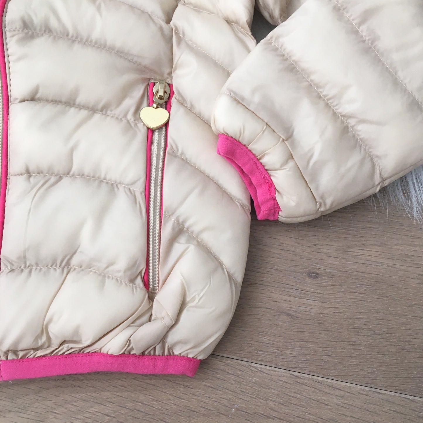 Beige roze jas