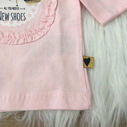 T-shirt Lovely Little lady all you need is new shoes roze
