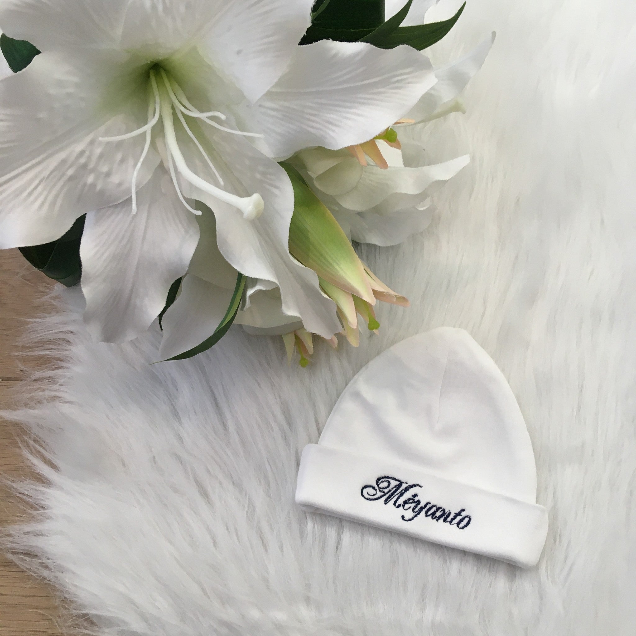 Eerste babymutsje wit